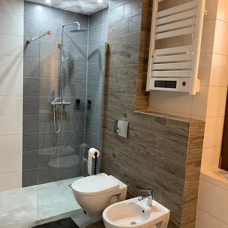 Apartament Nowy Targ 新塔尔格